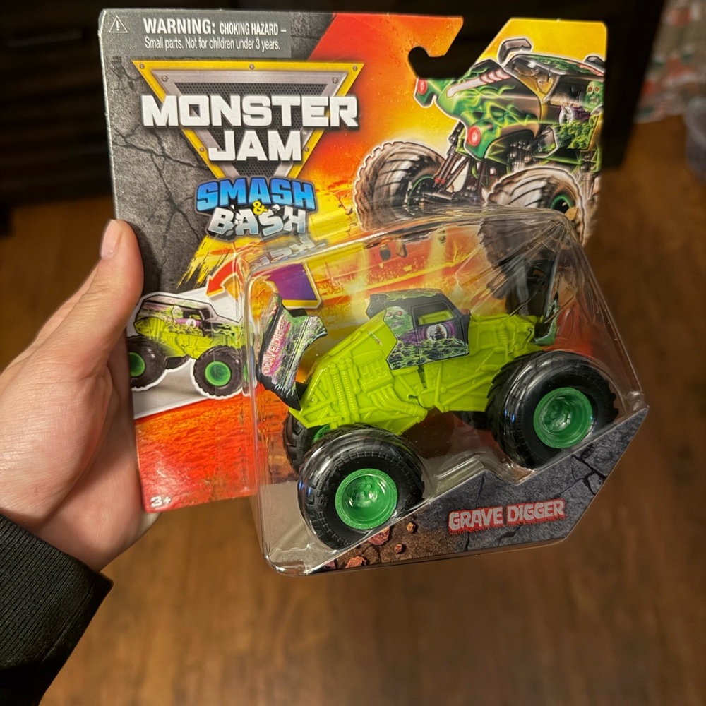 Monster Jam Smash & Bash - Grave Digger